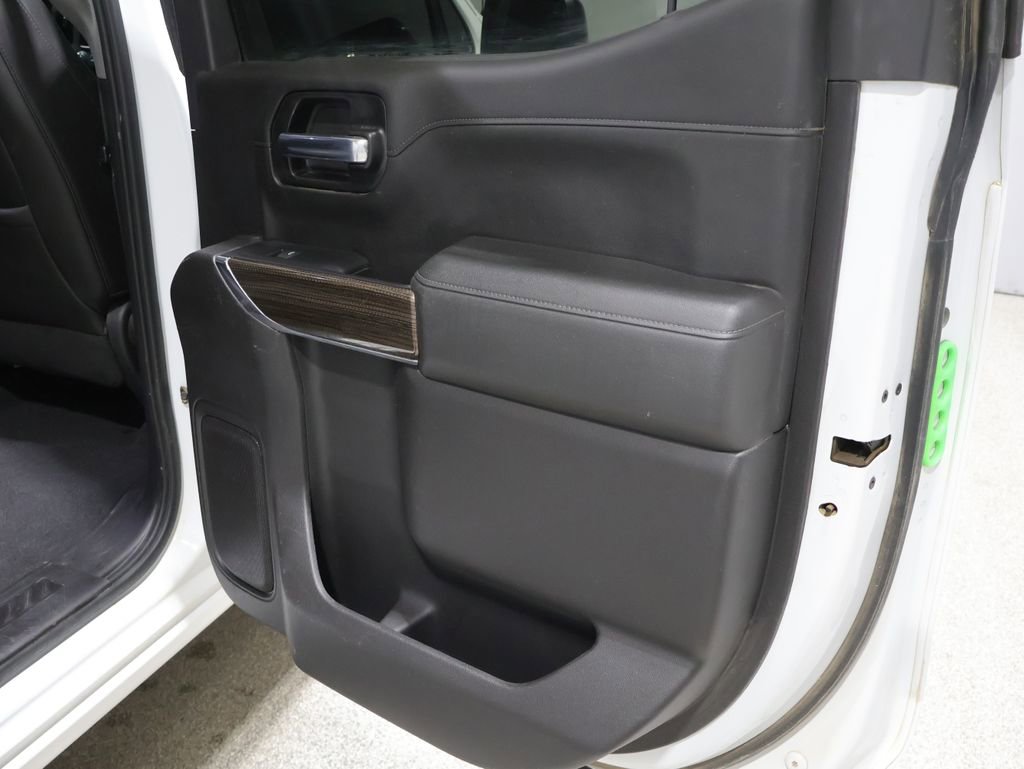 Used 2020 Chevrolet Silverado 1500 RST image 24