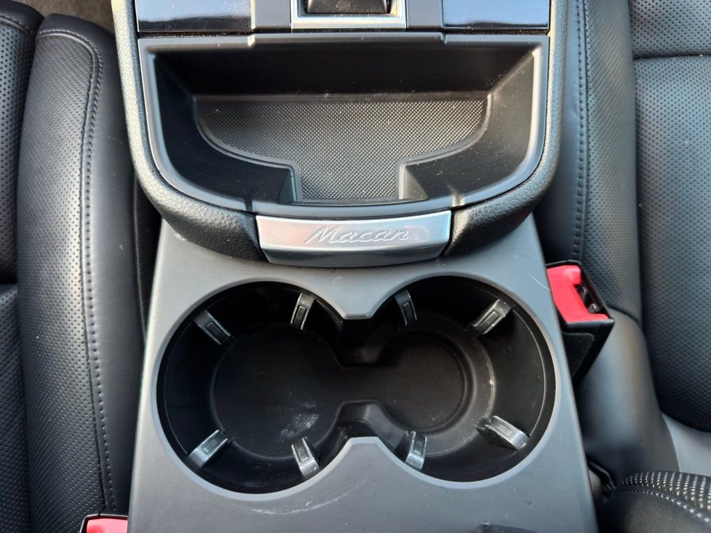 Used 2023 Porsche Macan S image 21