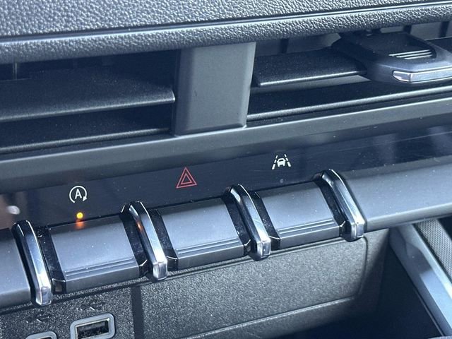 Used 2025 Chevrolet Colorado Trail Boss image 25