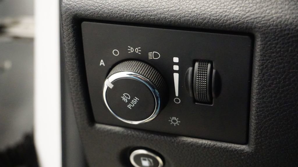 Certified 2017 Jeep Grand Cherokee Laredo w/ Quick Order Package 23E image 24