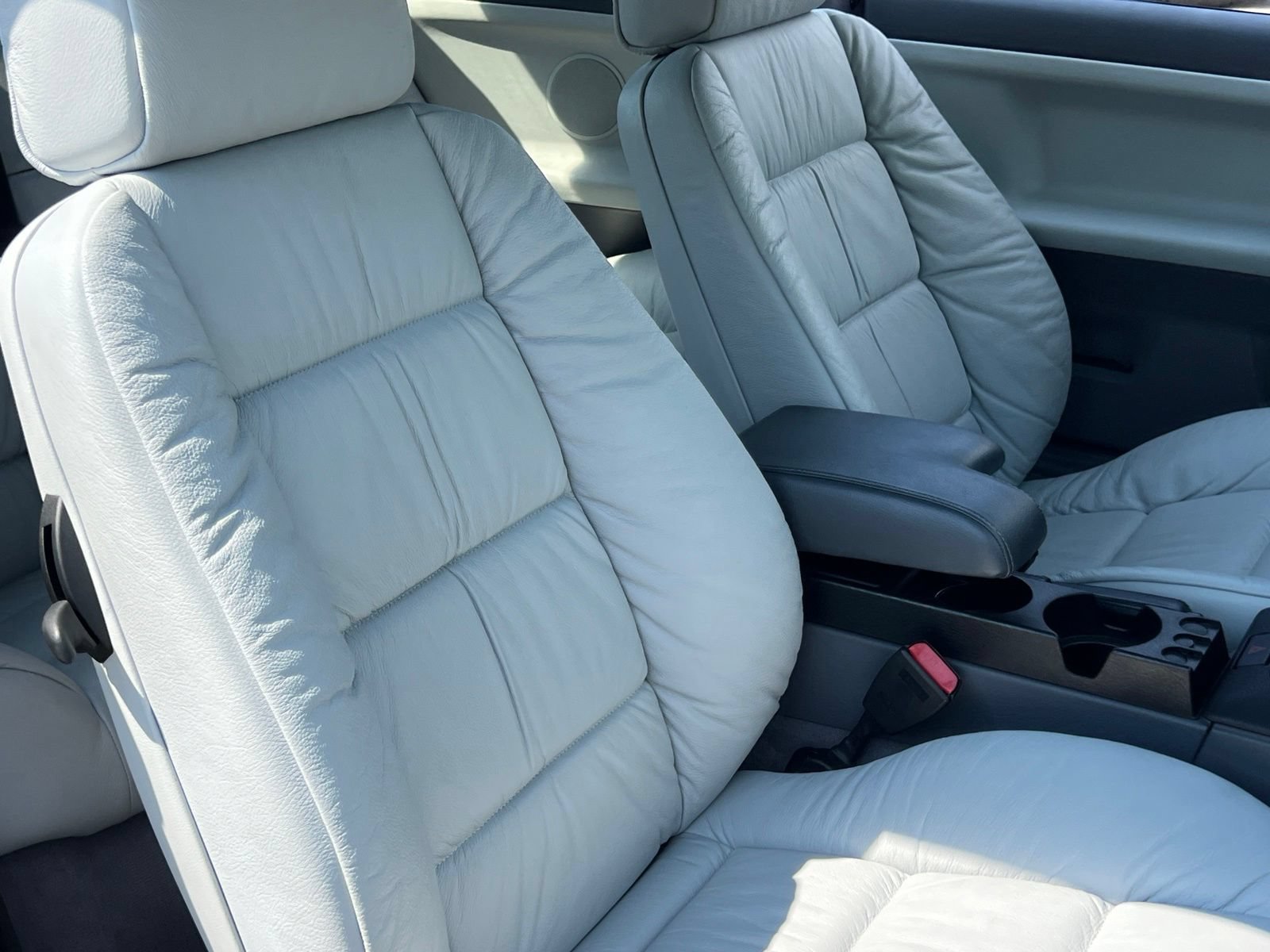 Used 1996 BMW 328i Convertible RWD image 20