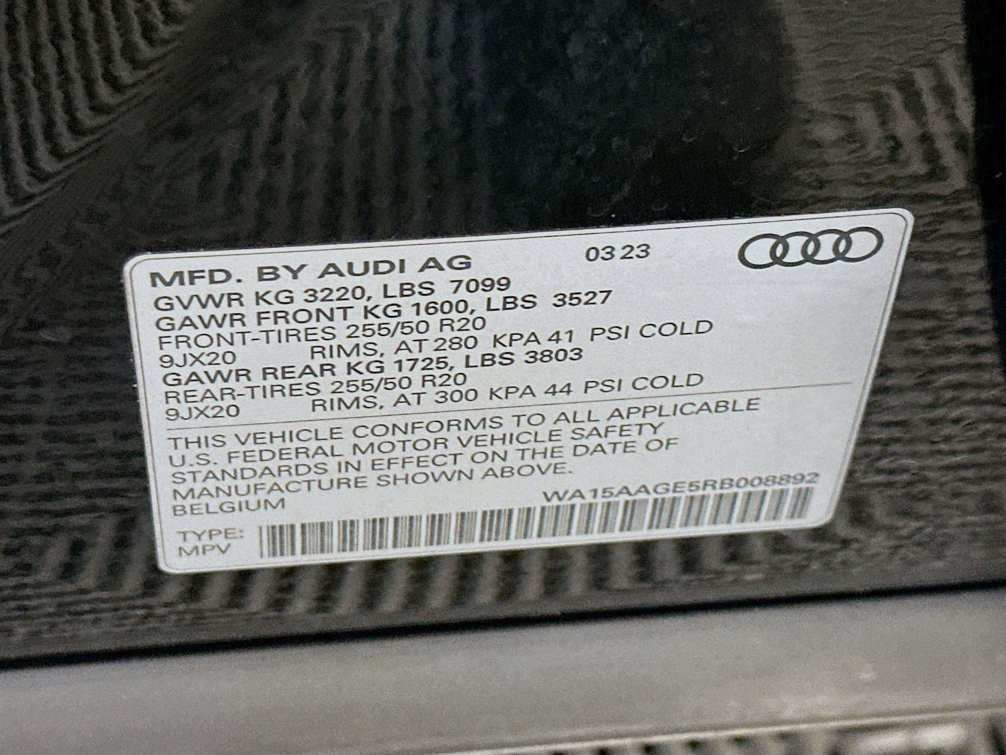 Used 2024 Audi Q8 e-tron Premium Plus w/ Premium Plus Package AWD/4WD image 12