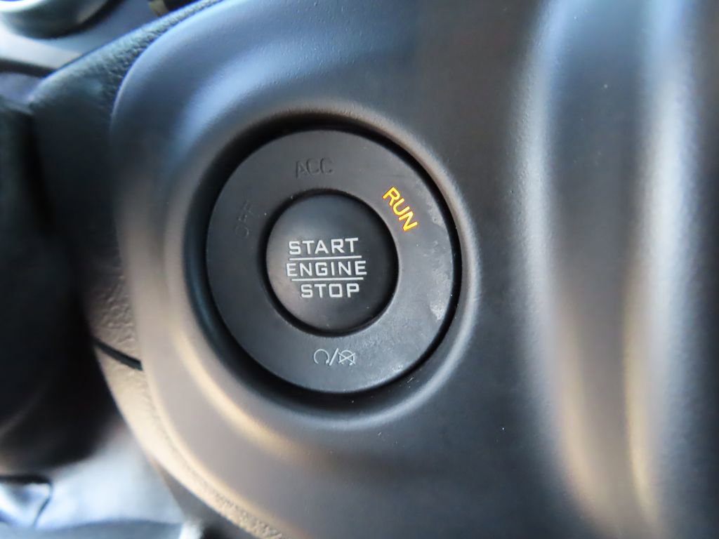 Used 2020 Jeep Gladiator Sport w/ Quick Order Package 24S image 11