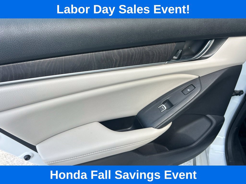 Used 2022 Honda Accord Touring image 11