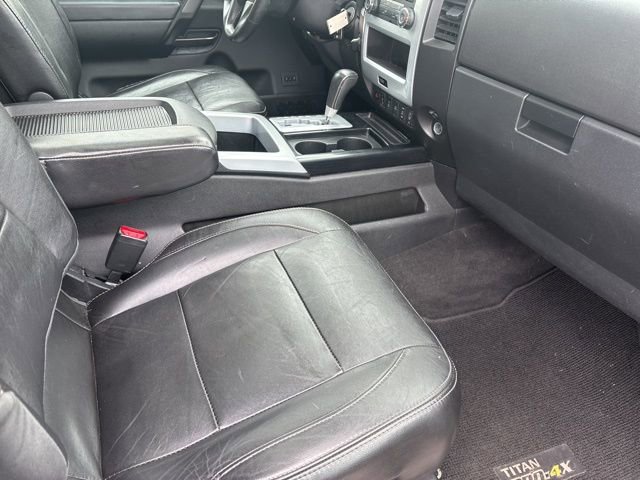 Used 2014 Nissan Titan PRO-4X image 40