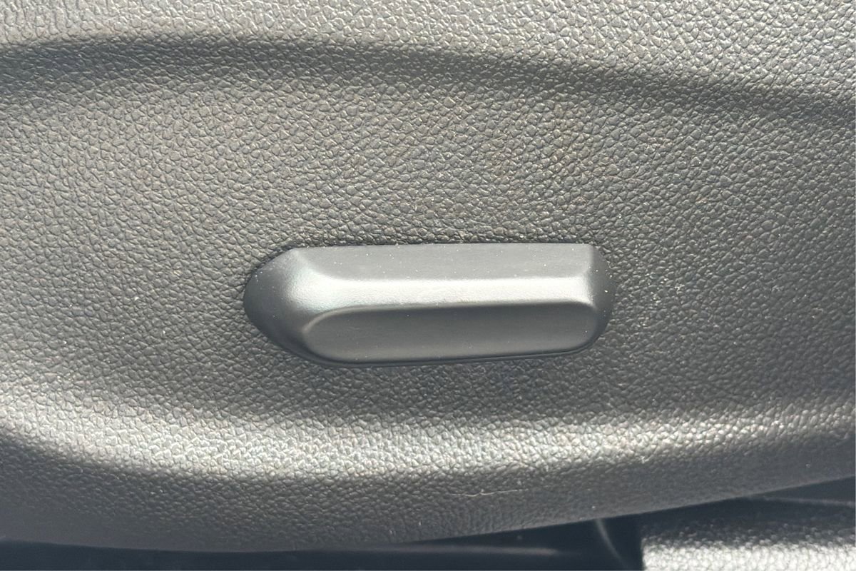 Used 2012 Chevrolet Cruze Eco image 18