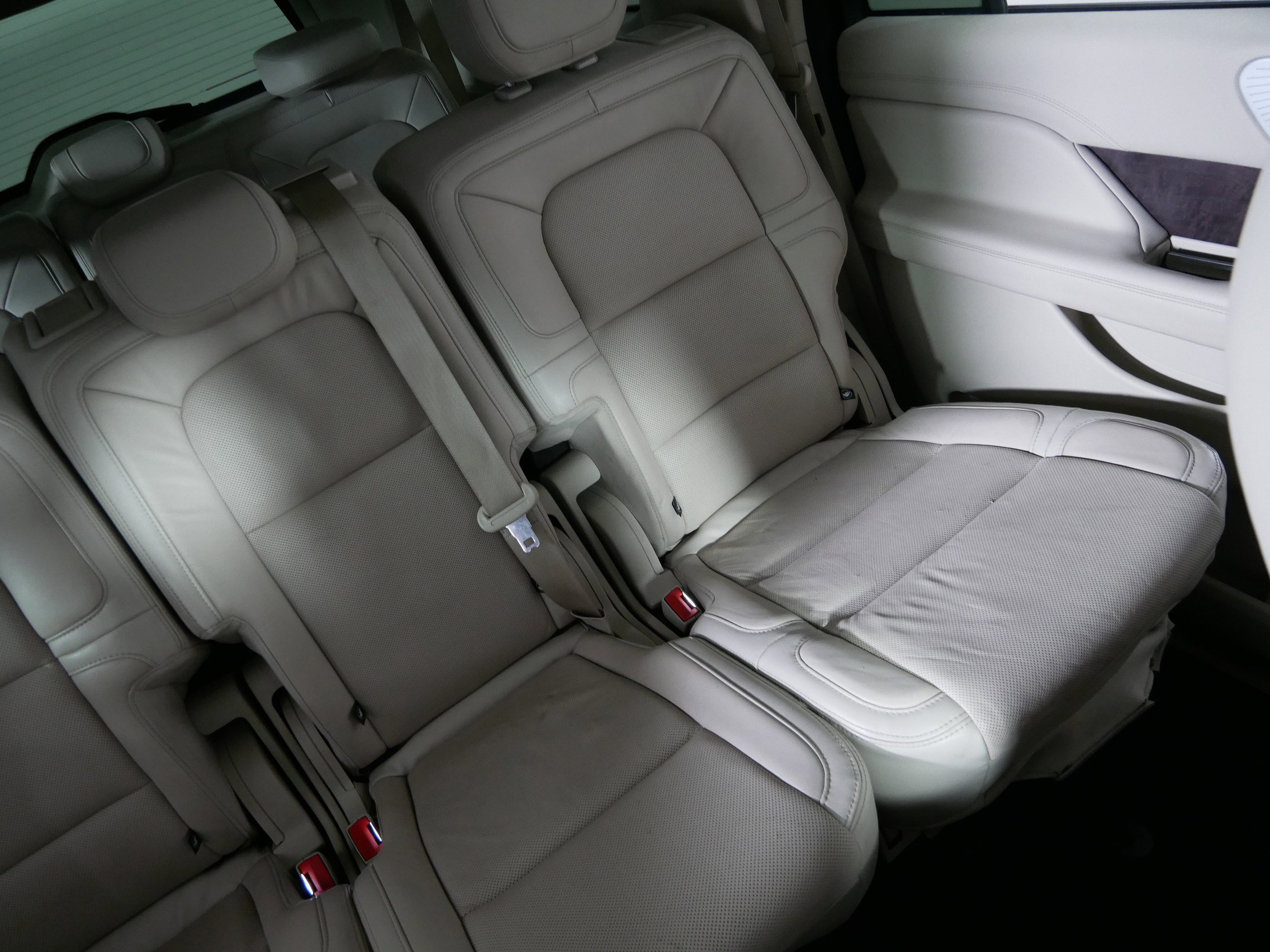 Used 2021 Lincoln Navigator L Reserve image 15