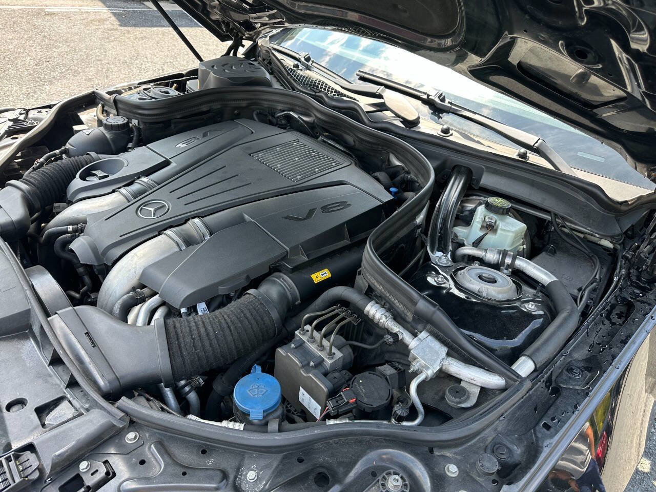 Used 2014 Mercedes-Benz E 550 4MATIC Sedan image 11