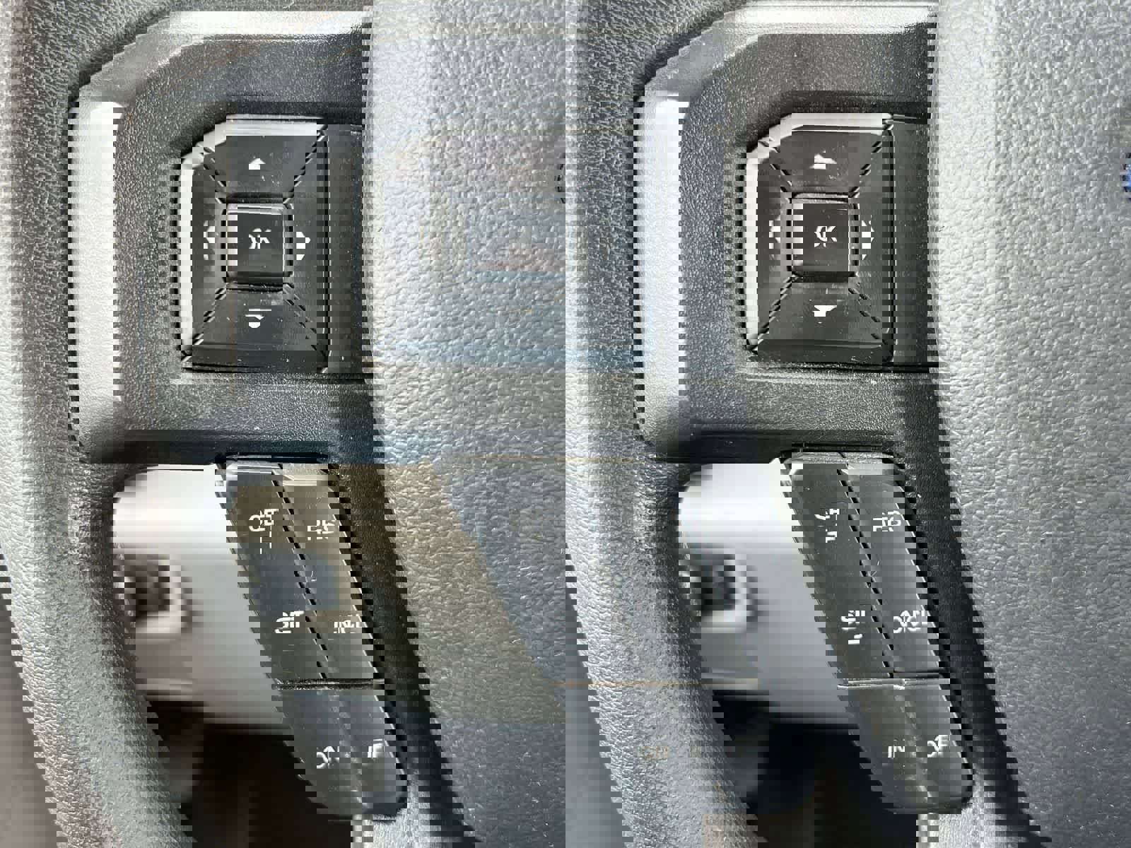 Used 2022 Ford F350 XLT w/ XLT Premium Package AWD/4WD image 23