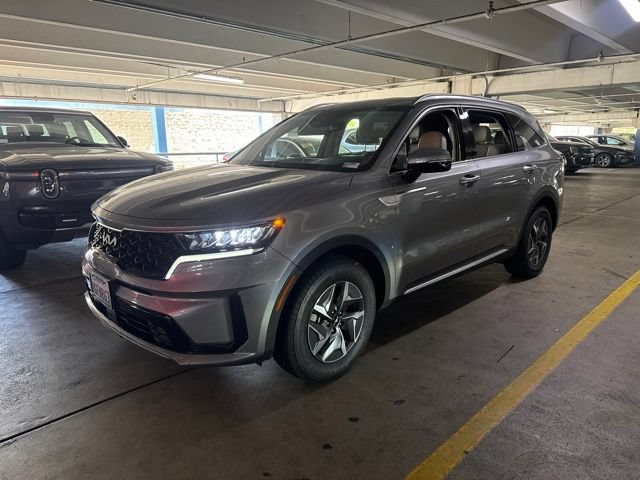 Certified 2023 Kia Sorento EX FWD image 2