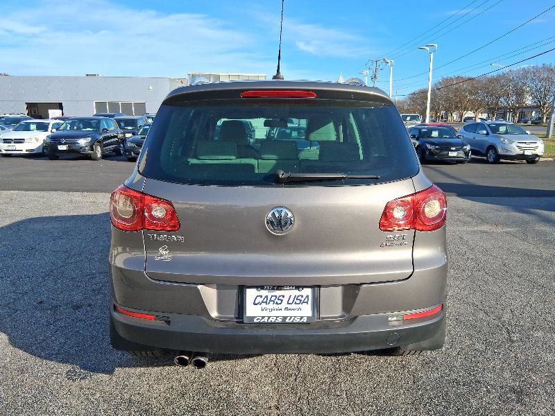 Used 2011 Volkswagen Tiguan S image 7