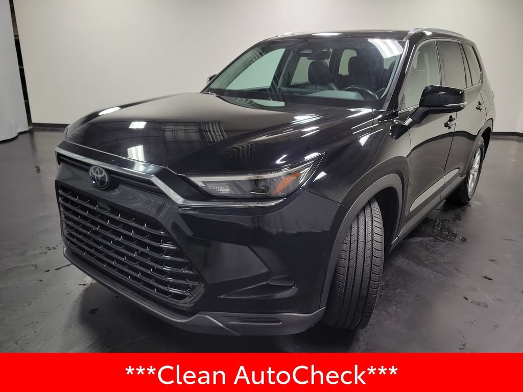 Used 2024 Toyota Grand Highlander AWD image 4