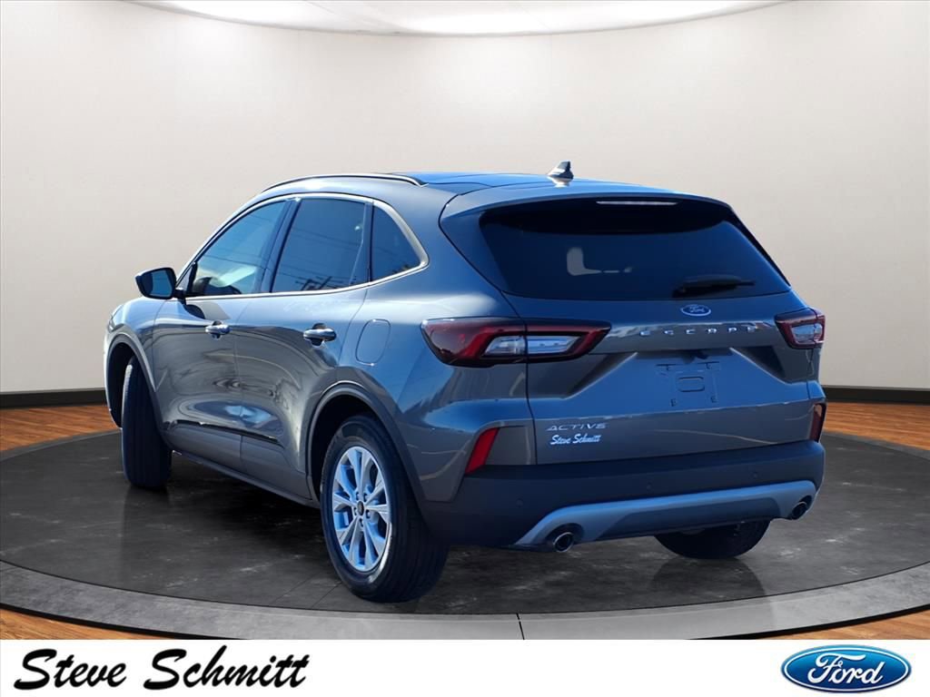 Used 2025 Ford Escape Active w/ Tech Pack #1 image 3