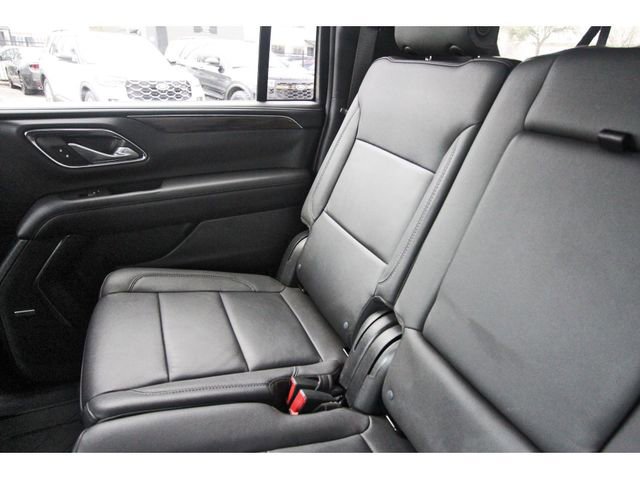 Used 2022 Chevrolet Suburban Z71 w/ Luxury Package image 11