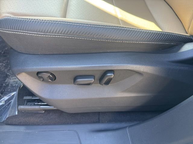 Used 2023 Volkswagen Atlas Cross Sport SE image 14