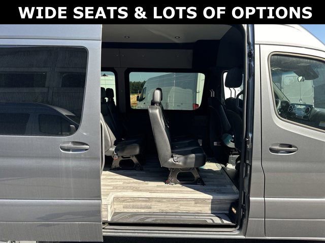 Used 2023 Mercedes-Benz Sprinter 2500 image 18