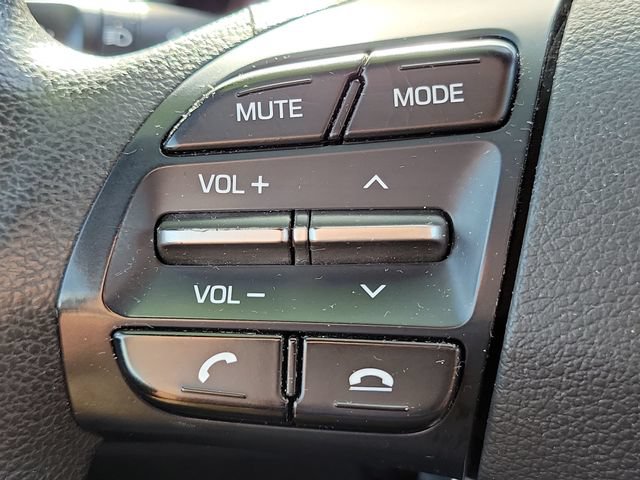 Used 2019 Hyundai Elantra SE w/ Cargo Package FWD image 12