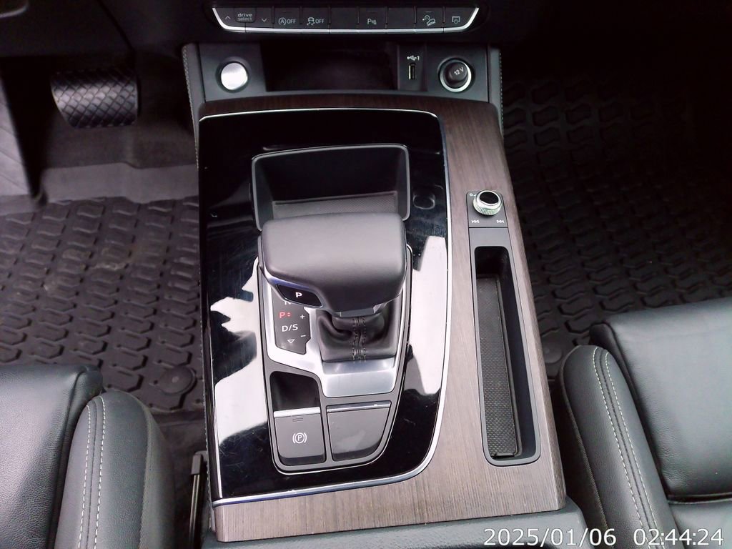 Certified 2023 Audi Q5 2.0T Premium Plus w/ Premium Plus Package image 49