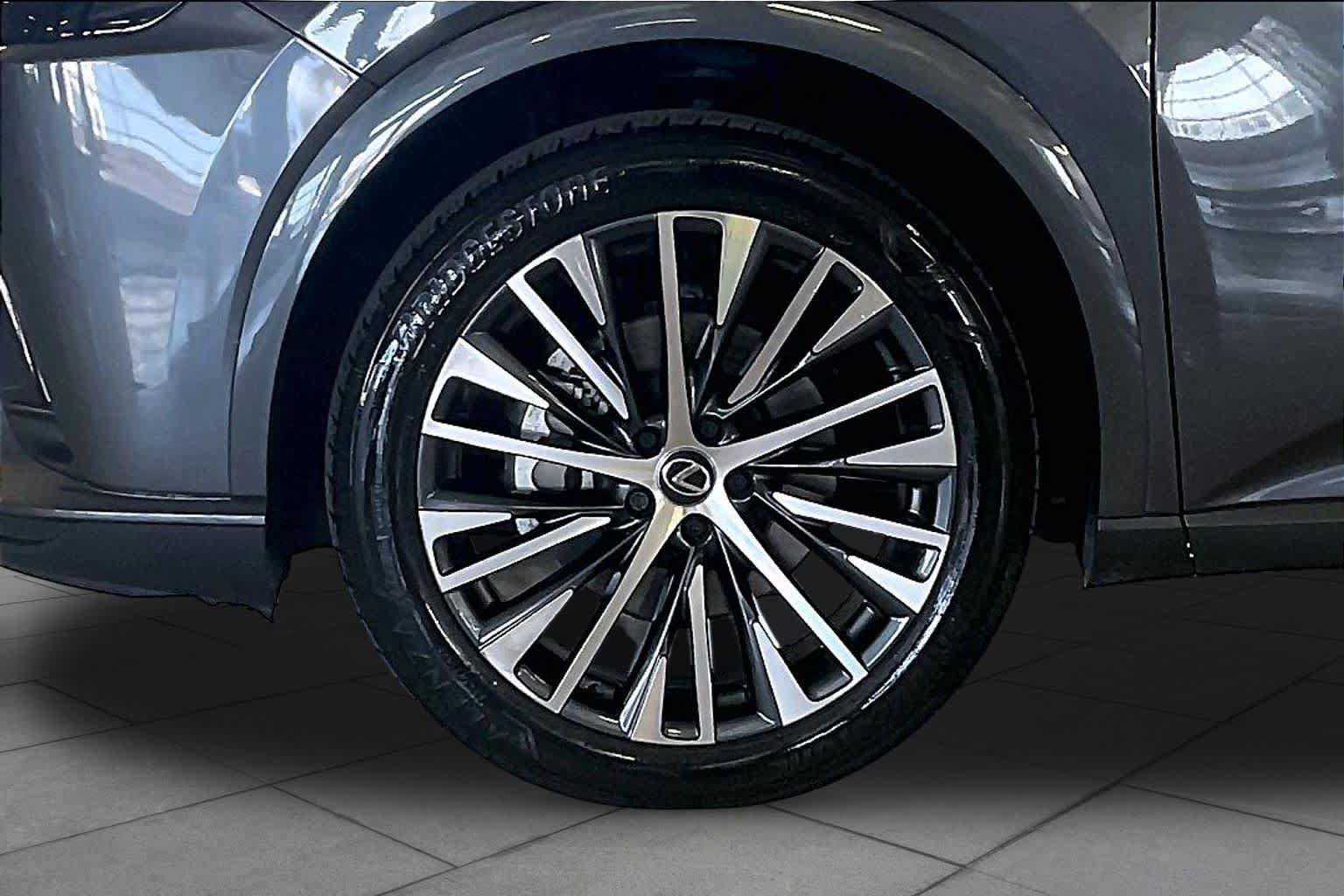 Used 2024 Lexus RX 350 Premium Plus w/ Accessory Package (Z1) FWD image 10