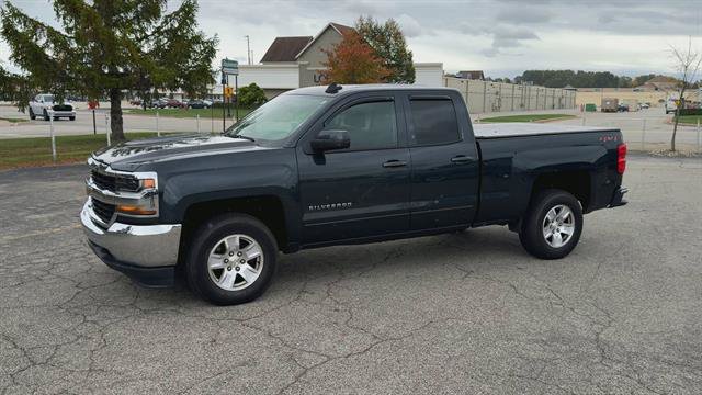 Used 2018 Chevrolet Silverado 1500 LT AWD/4WD image 4