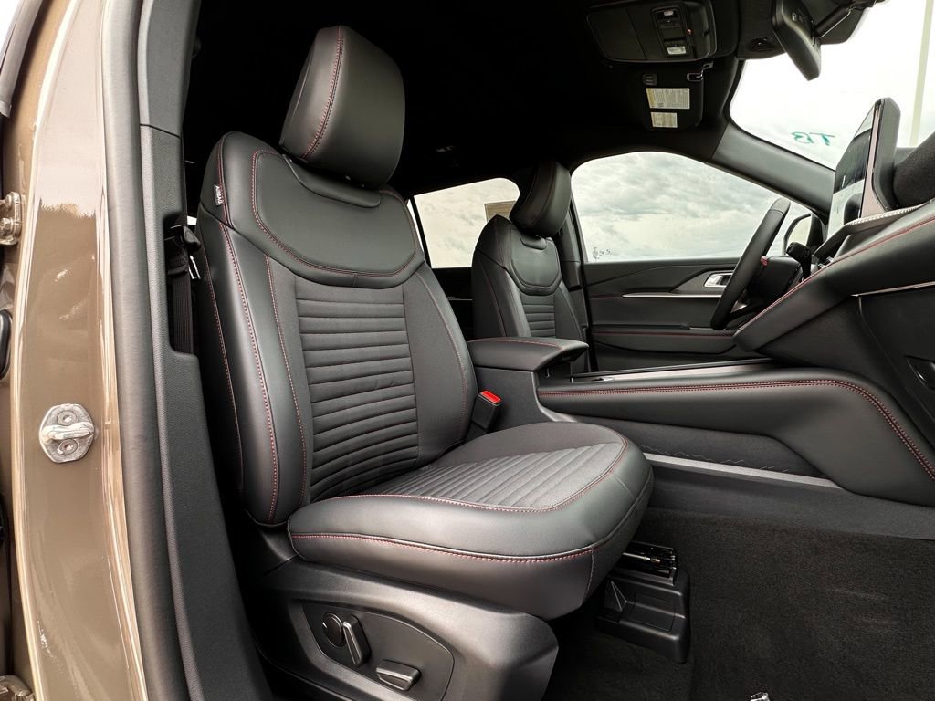 New 2026 Ford Explorer ST-Line w/ Premium Package image 54