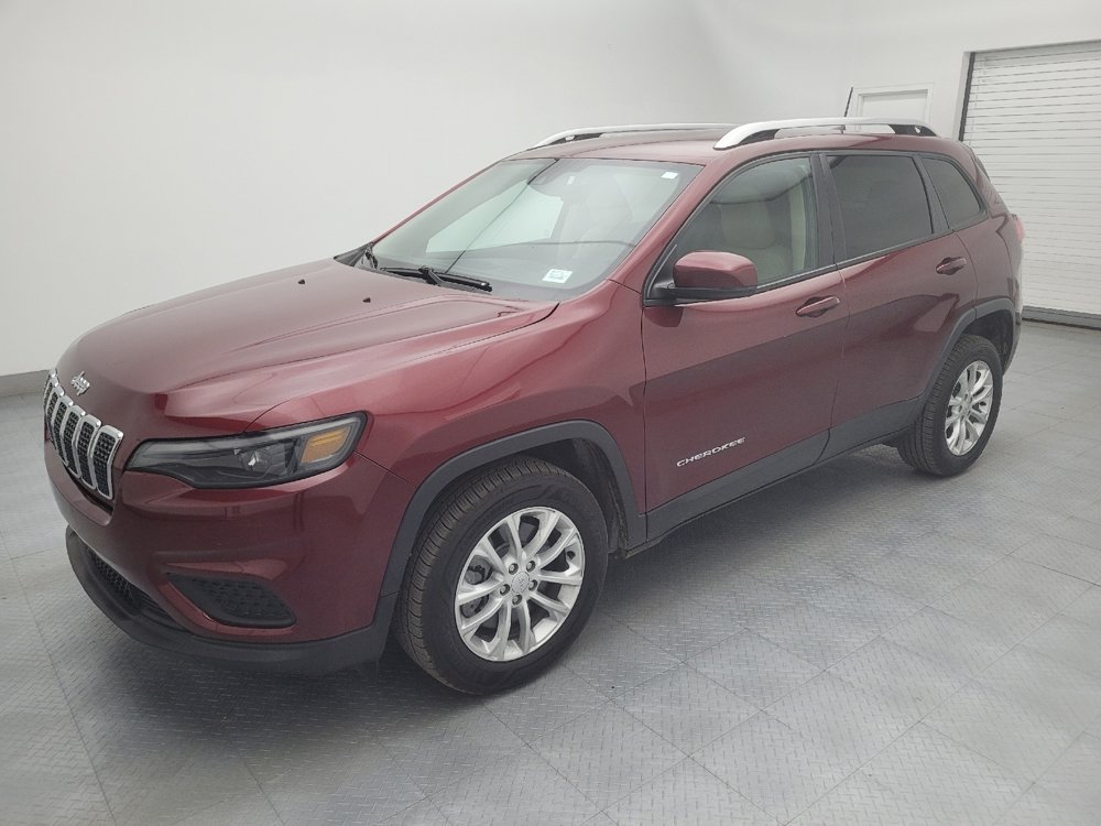 Used 2021 Jeep Cherokee Latitude w/ Mobile Office Group FWD image 2