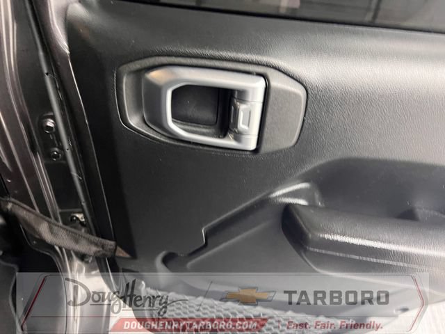 Used 2019 Jeep Wrangler Unlimited Sport S AWD/4WD image 35