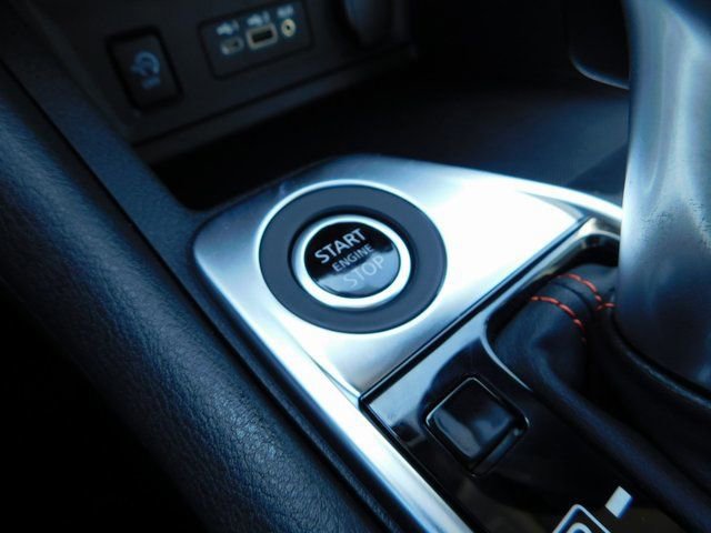 Used 2025 Nissan Sentra SR image 23