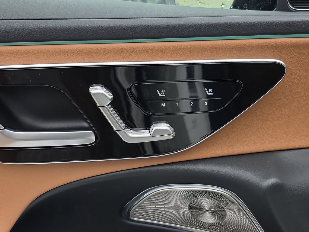 New 2026 Mercedes-Benz E 350 4MATIC Sedan image 11