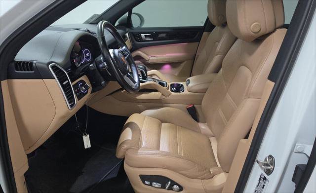 Used 2019 Porsche Cayenne AWD/4WD image 11