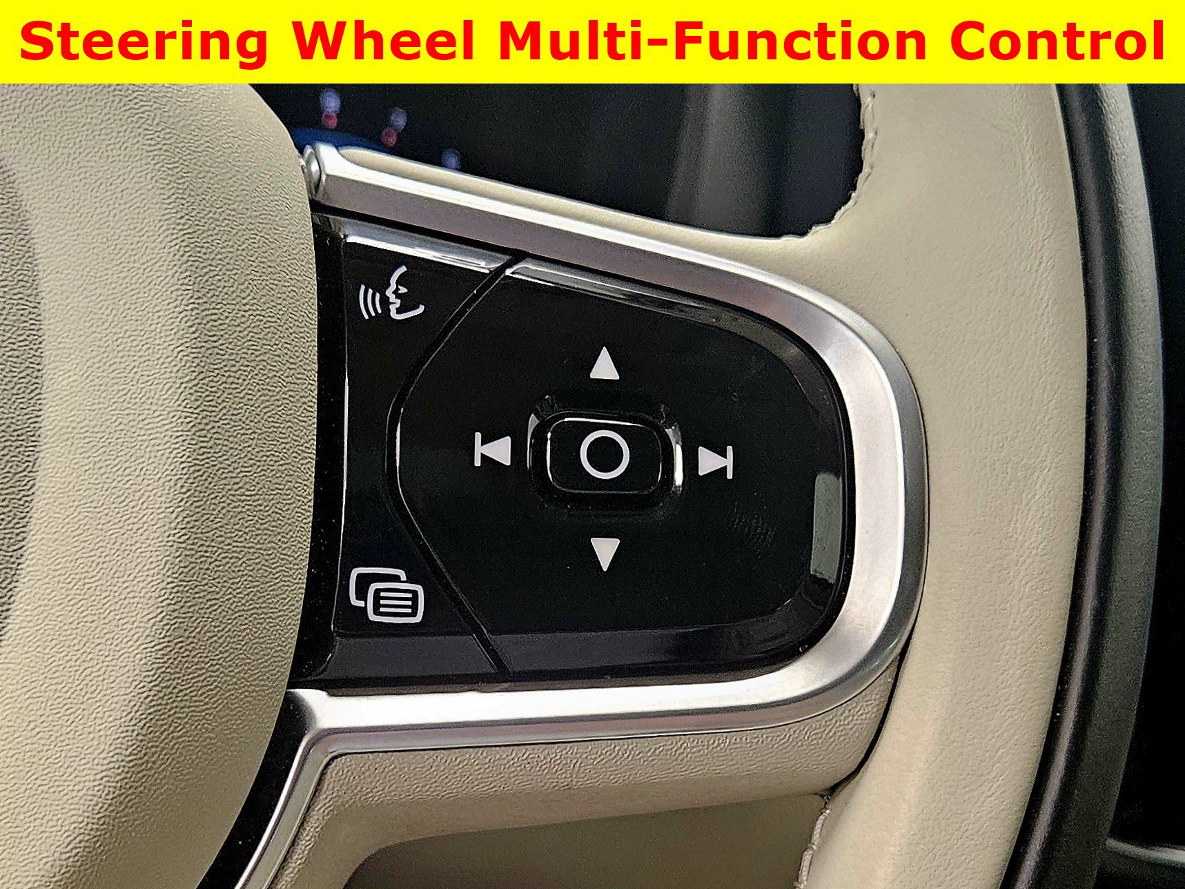 Used 2023 Volvo XC60 B5 Plus w/ Climate Package AWD/4WD image 33