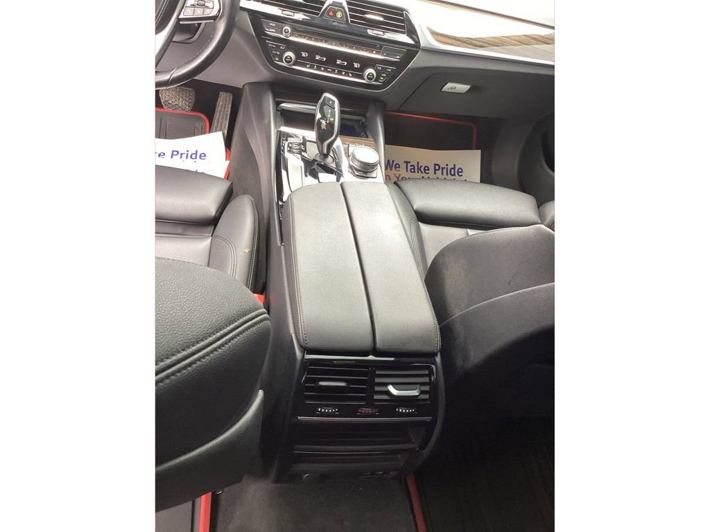 Used 2020 BMW 530i xDrive w/ Convenience Package image 21