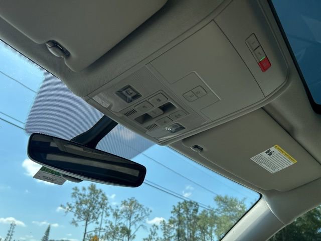 Used 2022 Volkswagen Atlas SE FWD image 13