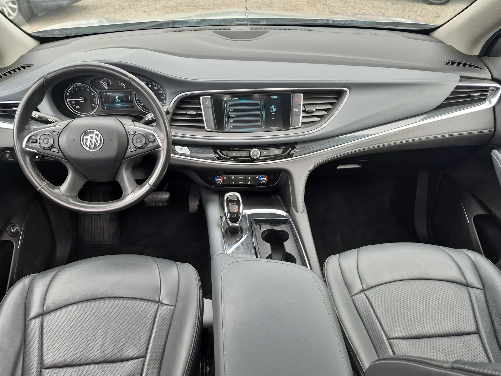 Used 2019 Buick Enclave Essence FWD image 16