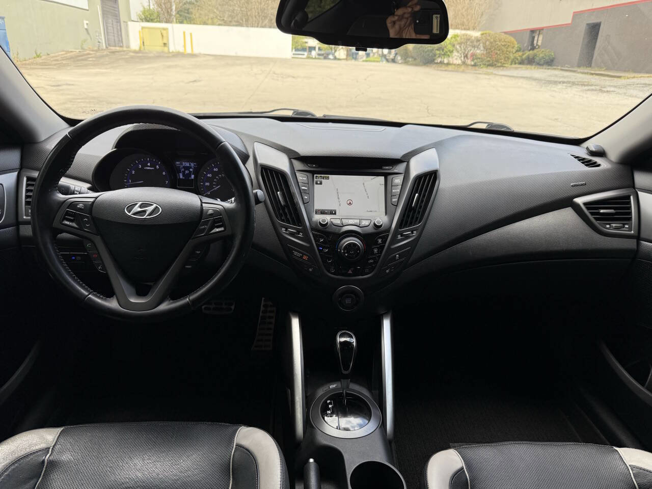 Used 2014 Hyundai Veloster Turbo image 4