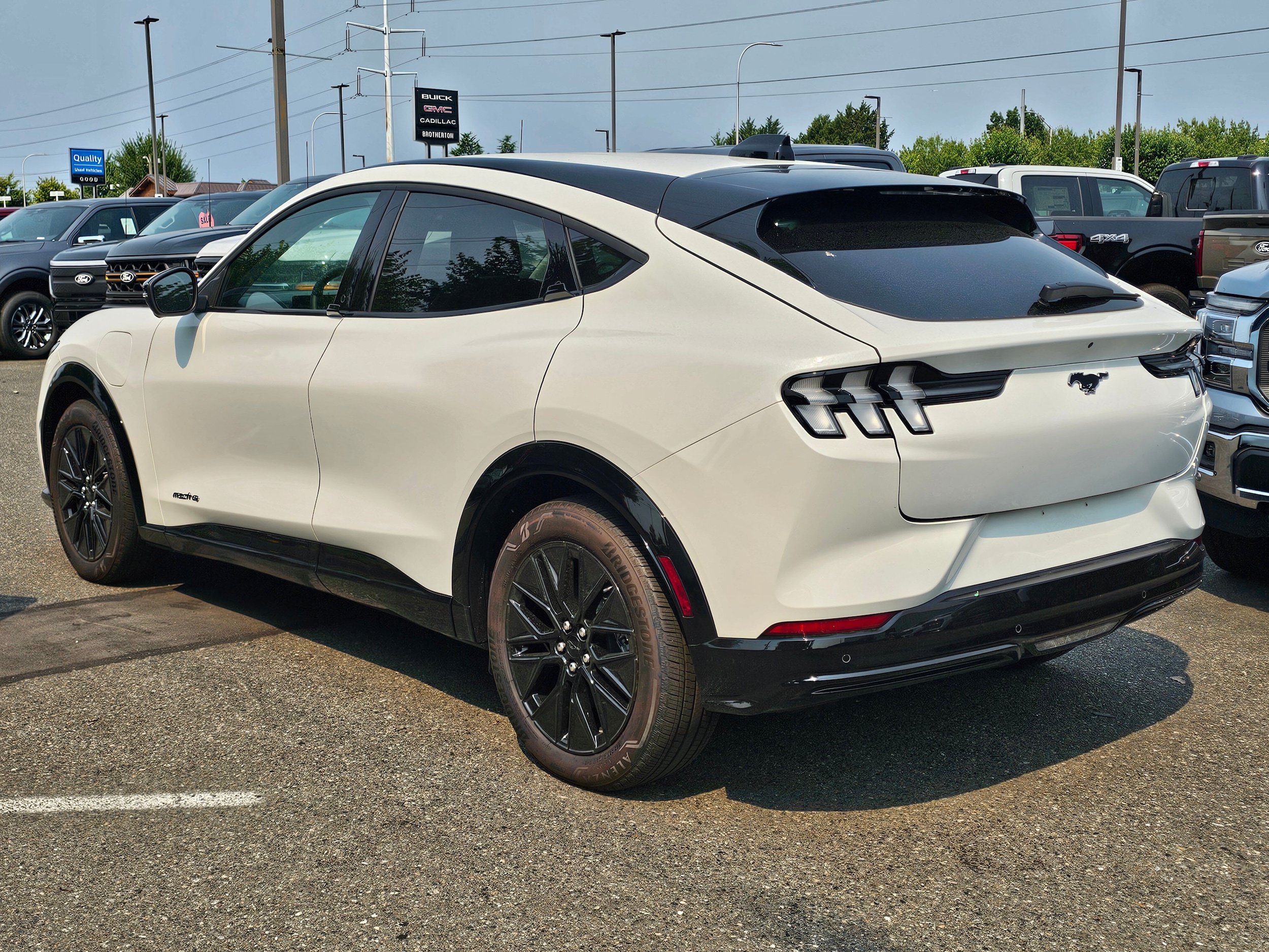 New 2026 Ford Mustang Mach-E Premium w/ Sport Appearance Package AWD/4WD image 7