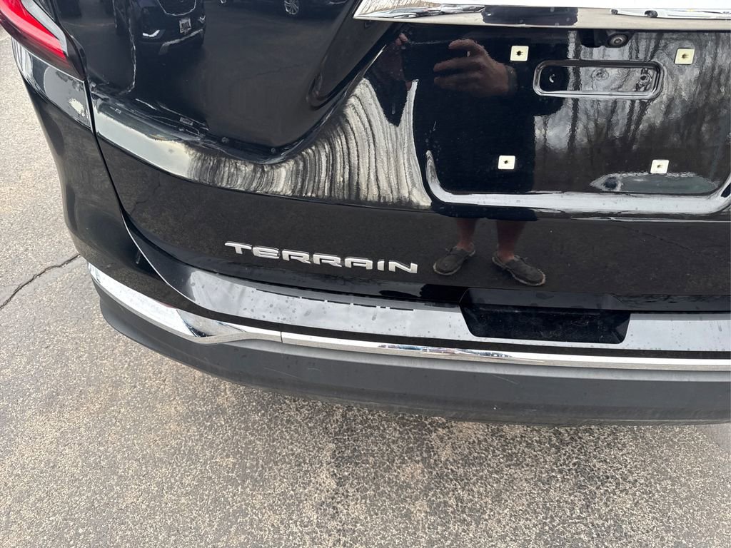 Used 2022 GMC Terrain SLT image 15
