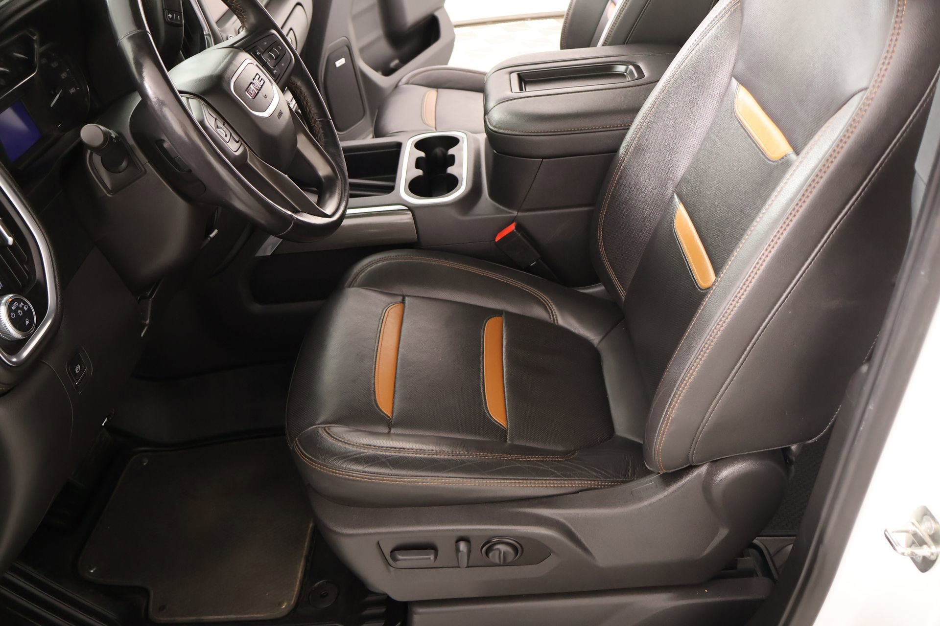 Used 2022 GMC Sierra 1500 AT4 w/ AT4 Preferred Package AWD/4WD image 10