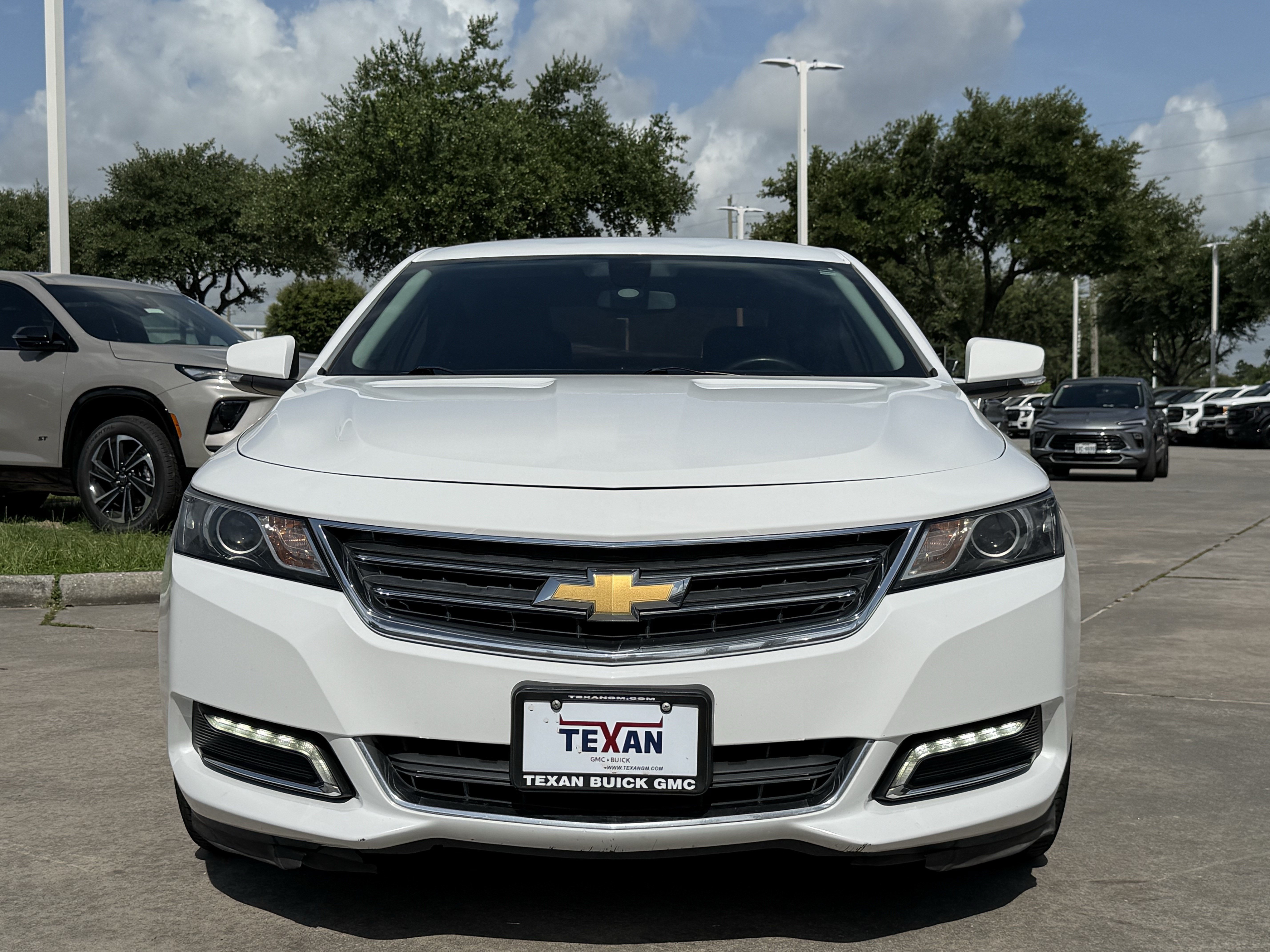 Used 2019 Chevrolet Impala LT FWD image 10