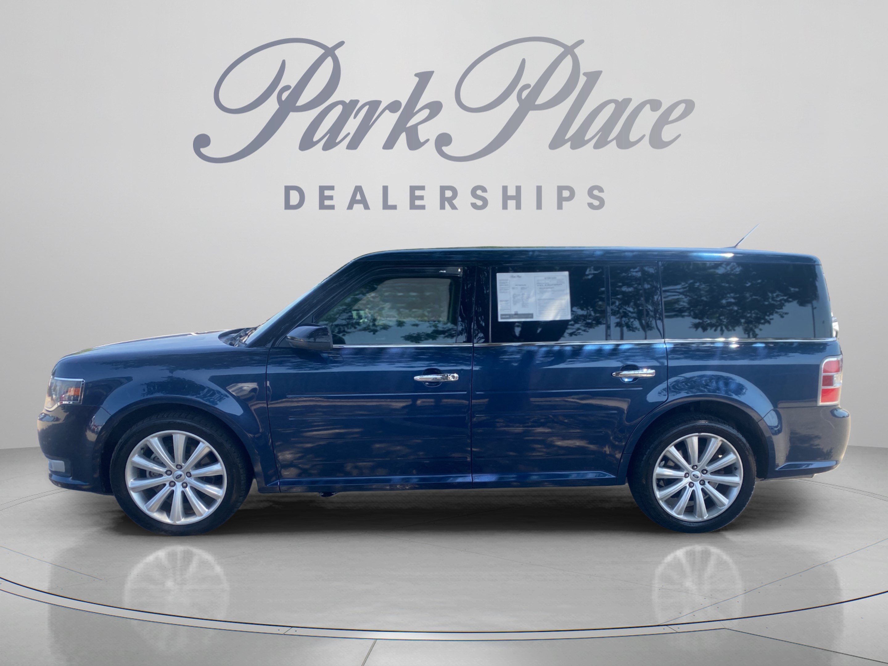 Used 2017 Ford Flex SEL w/ Equipment Group 202A FWD image 2