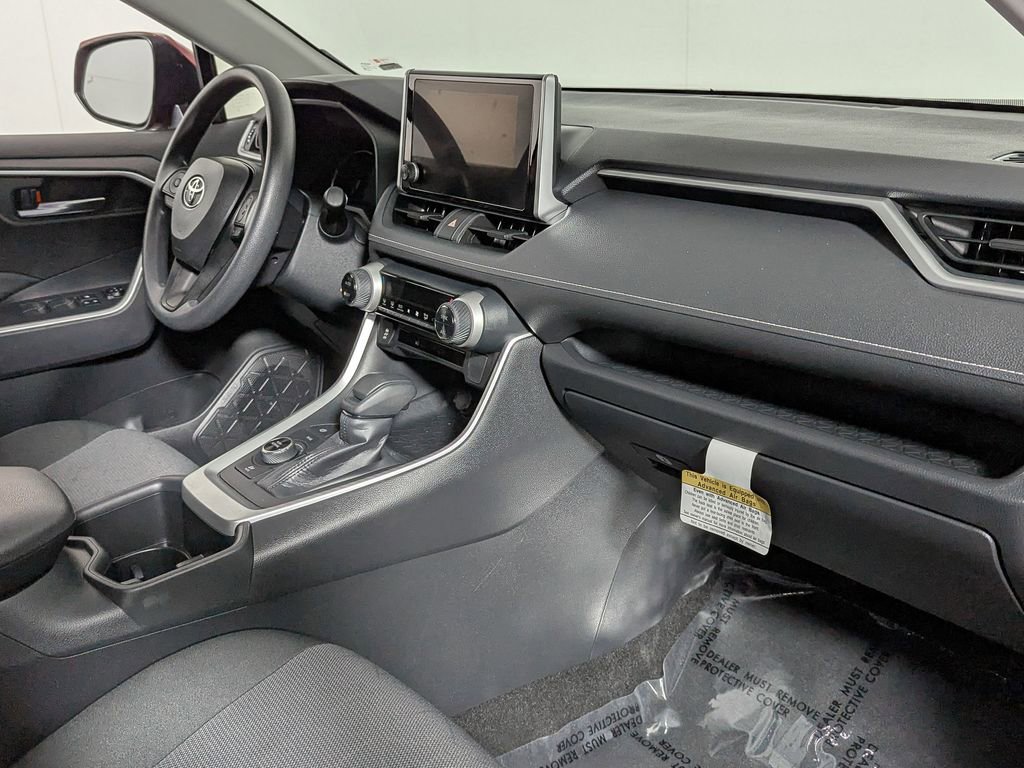 Certified 2025 Toyota RAV4 XLE image 28