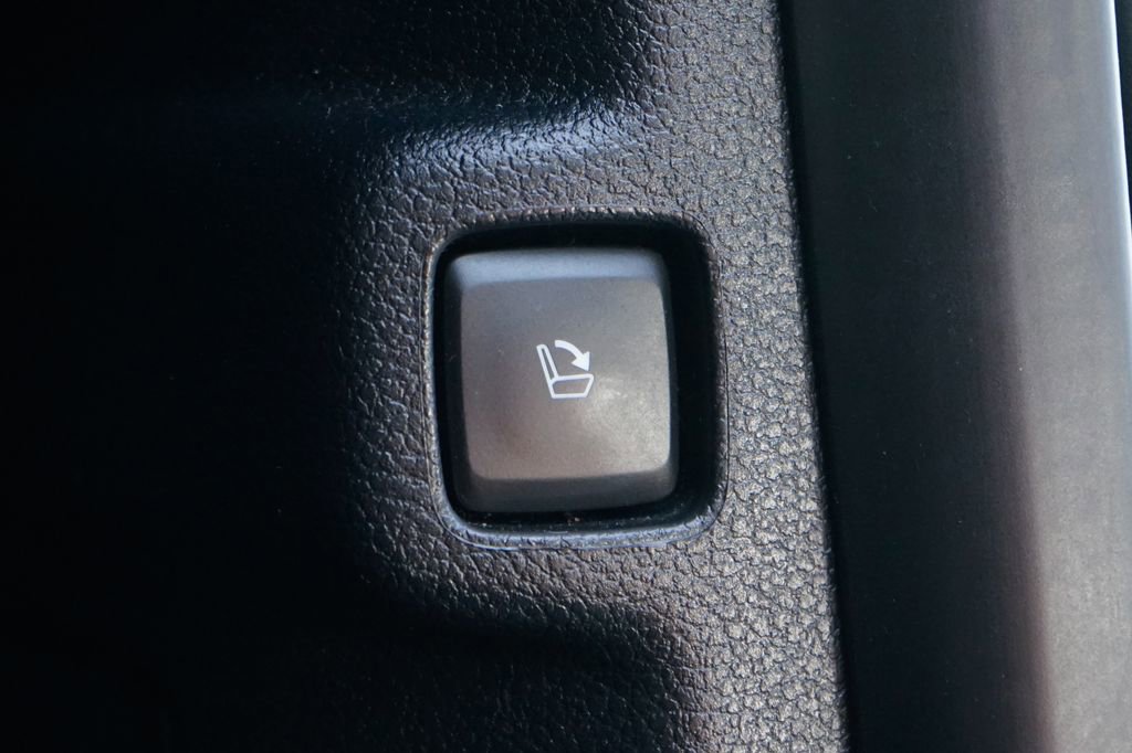 Used 2020 Lincoln Navigator Reserve w/ Equipment Group 208A Reserve image 44