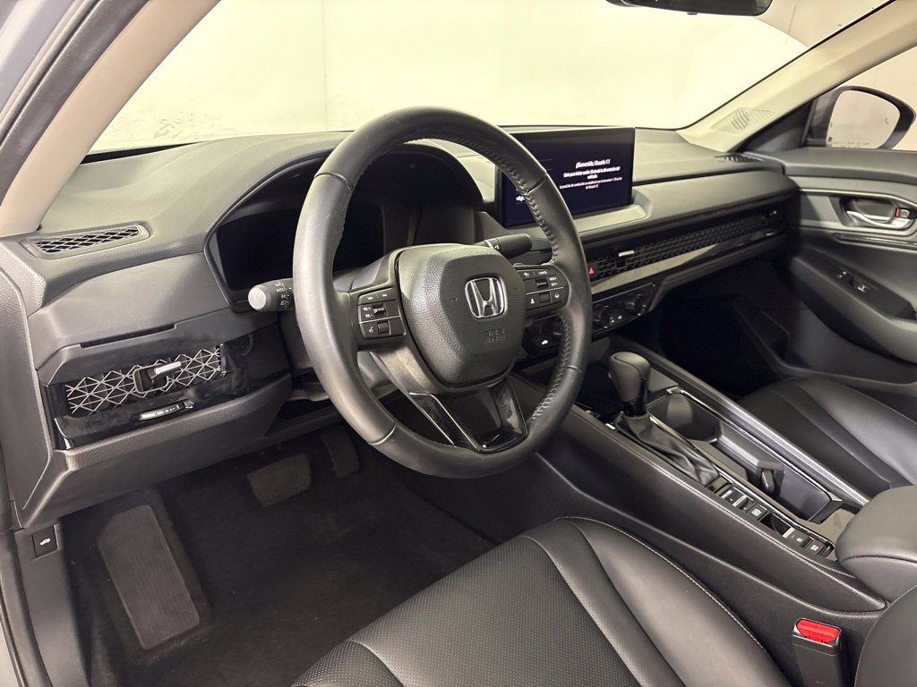 Used 2025 Honda Accord EX-L image 16