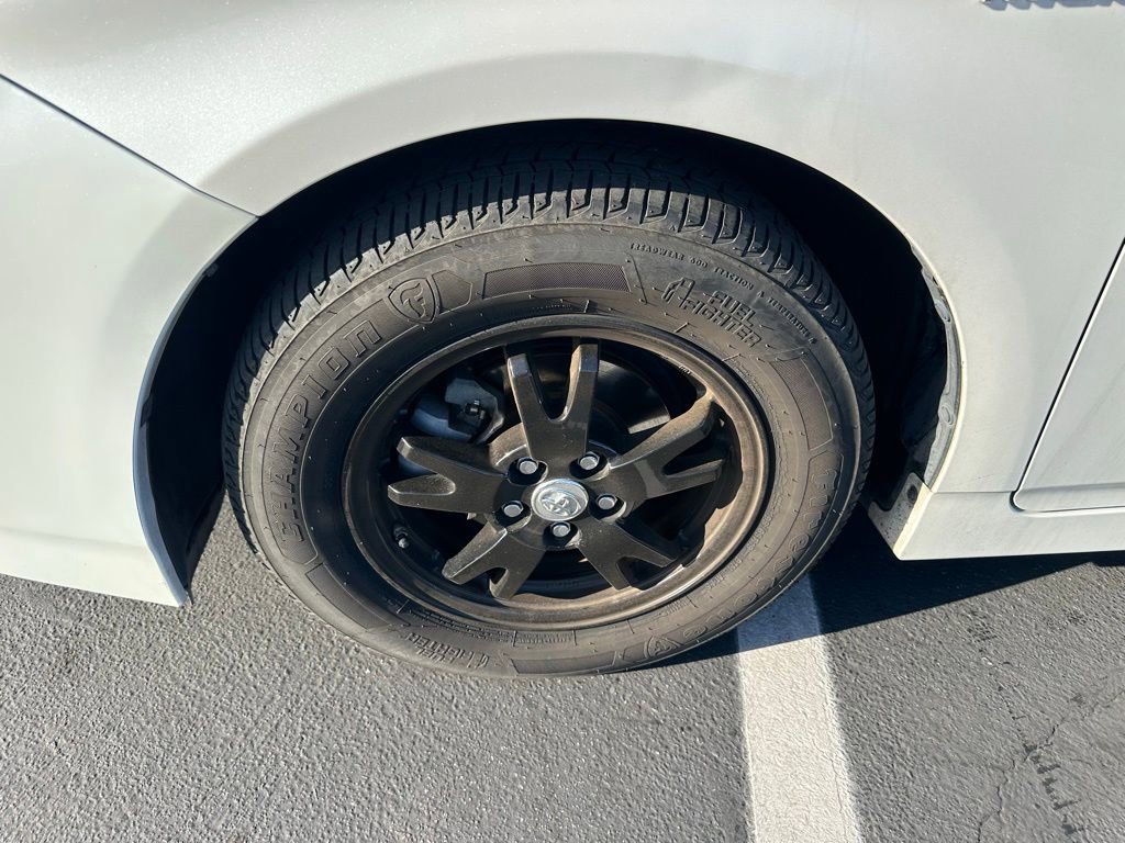 Used 2013 Toyota Prius Three image 6