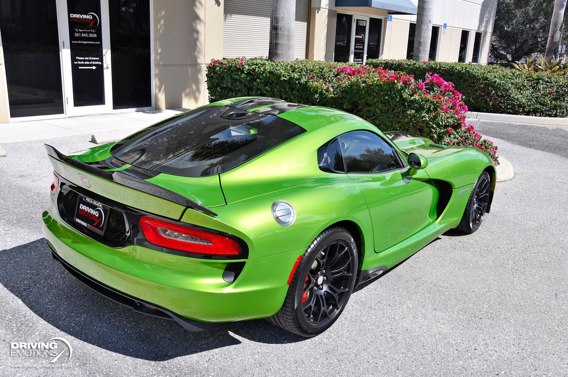Used 2017 Dodge Viper GTC w/ Advanced Aerodynamics Package RWD image 9