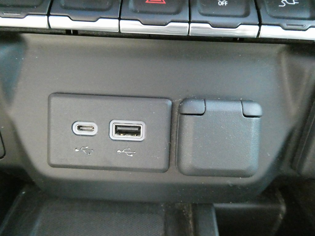 Used 2019 Chevrolet Silverado 1500 LTZ w/ LTZ Plus Package image 28