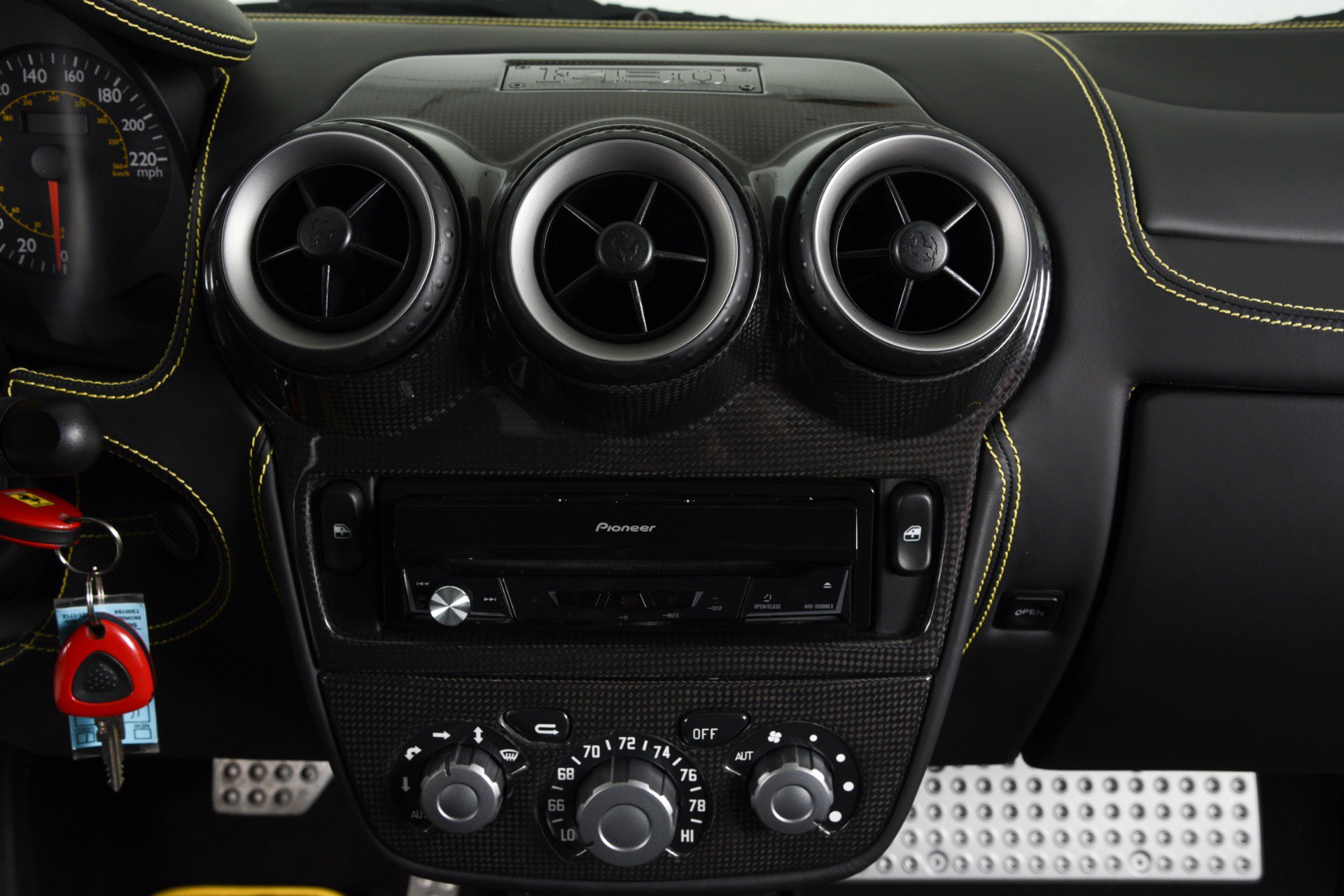 Used 2009 Ferrari F430 Coupe RWD image 17