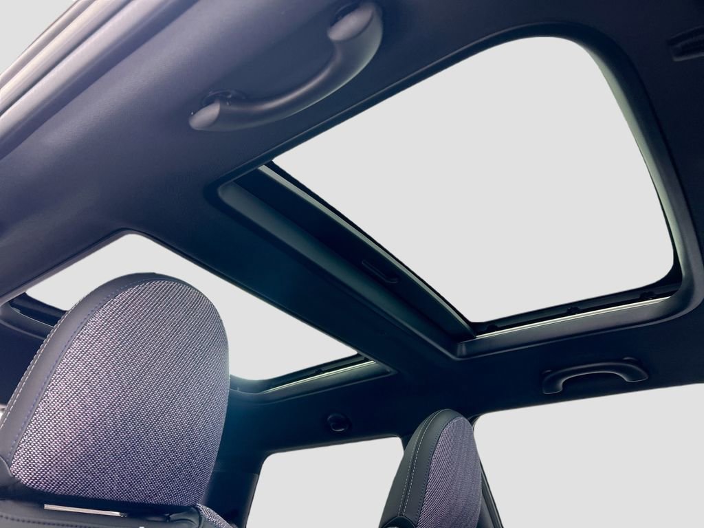 New 2026 MINI Cooper 2-Door Hardtop image 17