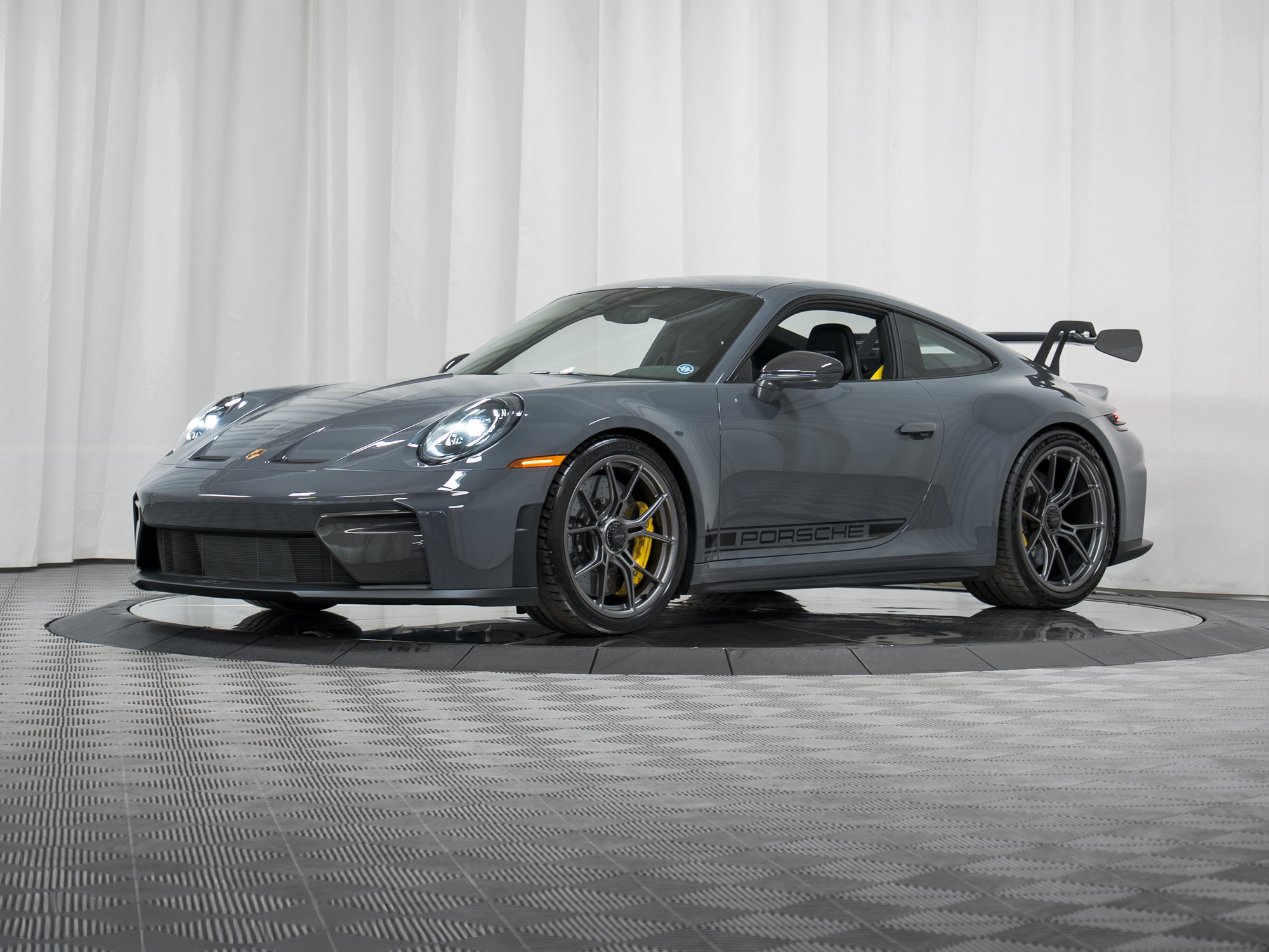 Used 2026 Porsche 911 GT3 image 34