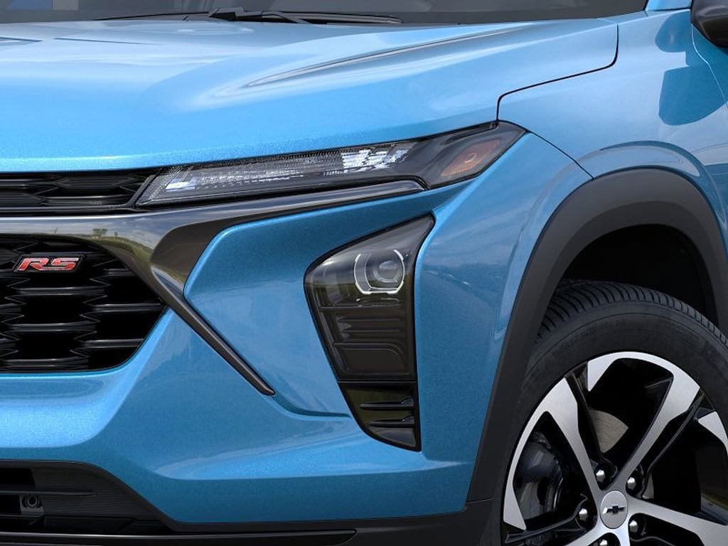New 2026 Chevrolet Trax RS w/ Sunroof Package FWD image 10